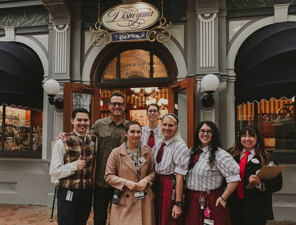 Noah Fine Art at Disneyana Disneyland Resort in June