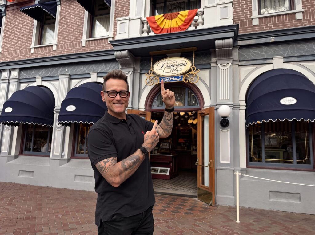 Noah is back at Disneyana in December!